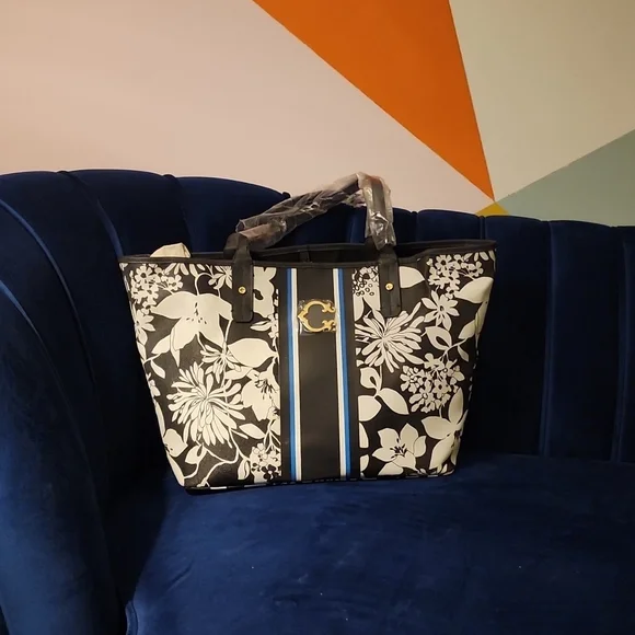 C Wonder black and White floral large tote - Picture 1 of 6